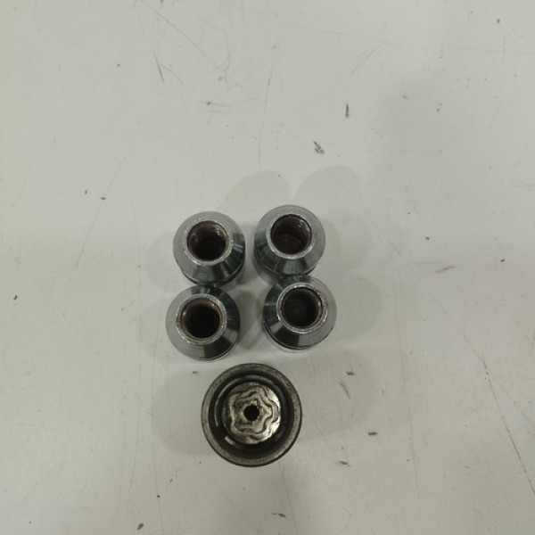 Jogo Porca Segredo Veloster 1.6 2011 2012 2013 2014 2015 A51