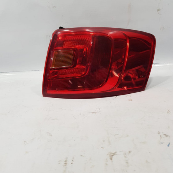 Lanterna Direita Volkswagen Jetta 2011 2013 Fg364