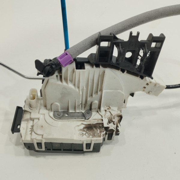 Fechadura Porta Dianteira Direita Gla200 2015 2018 Ab1714