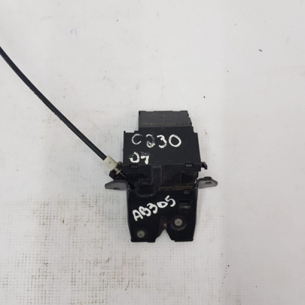 Fechadura Tampa Traseira Mercedes C230 1.8 2004/2006 Ab305