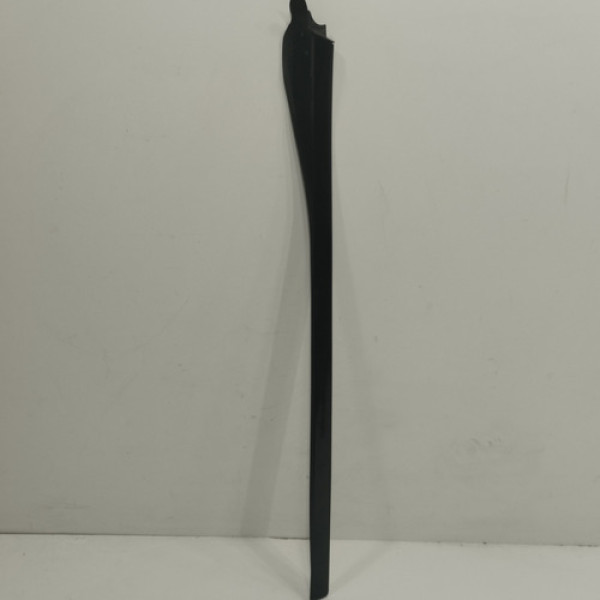 Pestana Parabrisa Direito Gla200 2013 2015 N654