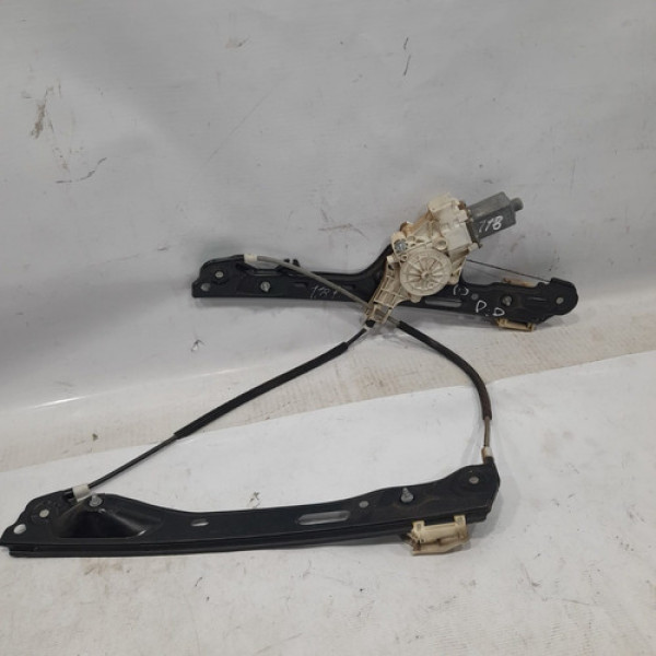 Maquina Vidro Dianteira Direita Bmw 118i 120i 09 A 2013 C303