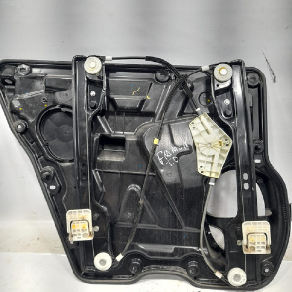 Maquina De Vidro Traseiro Direito Freemont 2011 A 2014  C311