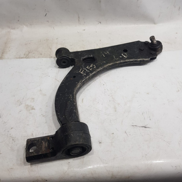 Balança Bandeja Dianteira Es Avaria No Pivô Ecosport 13 St87