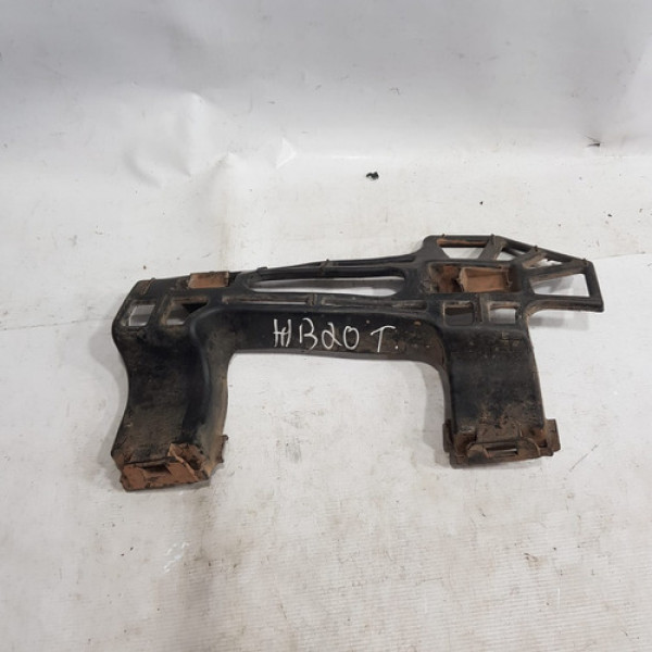 Guia Do Parachoque Dianteira Direita Hb20 2013  I262