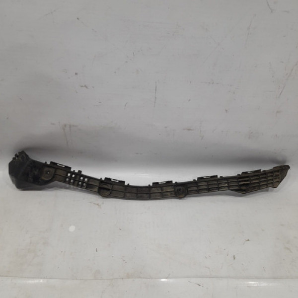 Guia Parachoque Traseiro Esquerdo Corolla 2016 A  2018 I143