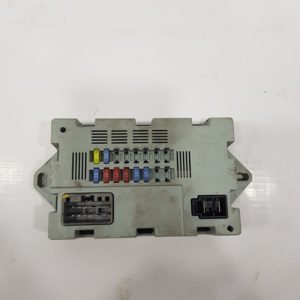 Caixa De Fusível Jaguar Xe R-sport 2.5 2016 A 2018  Lm116