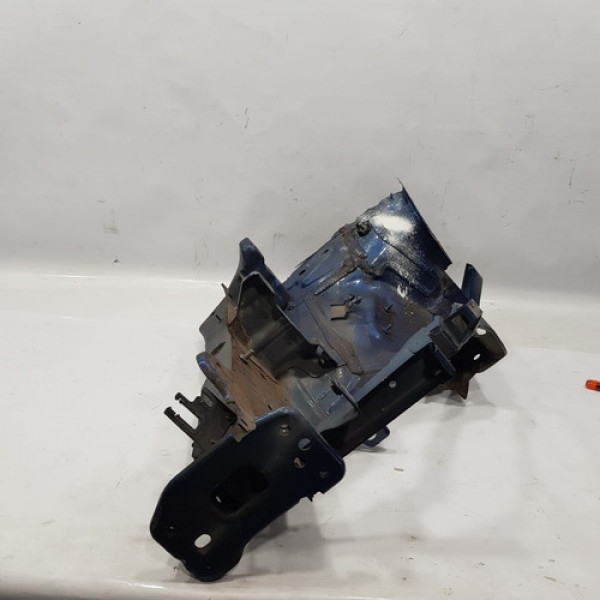 Longarina Caixa De Roda Lado Esquerdo Fusca Tsi 2012  Mn09