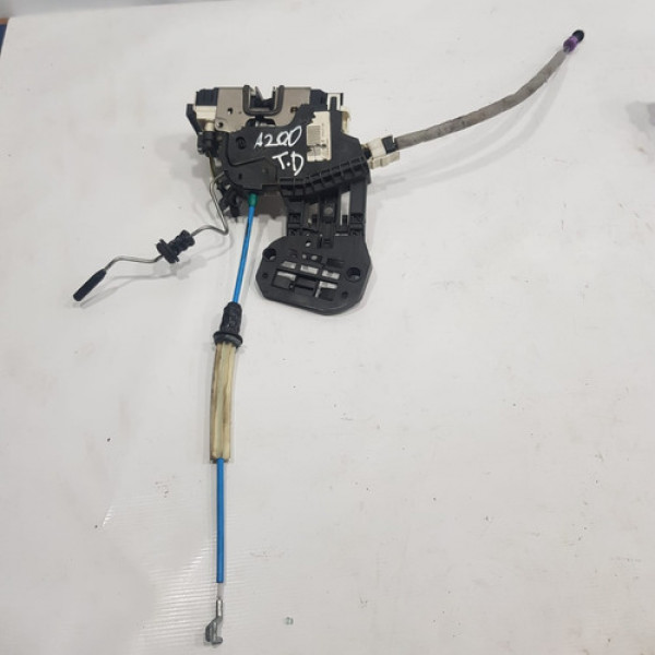 Fechadura Traseira Direita Mercedes A200 2013 A 2014 C368