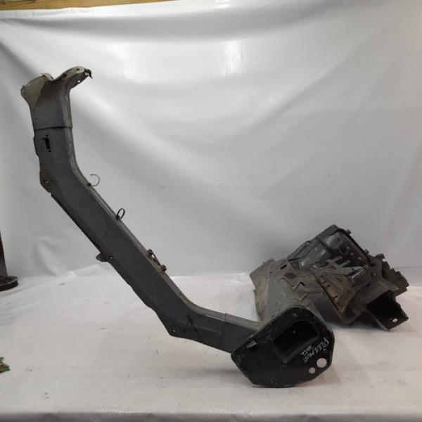 Longarina Caixa Roda C/travessa Freemont 11 2012 L.e Mn280