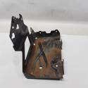 Suporte Da Caixa De Bateria Omega 2010 Qr187